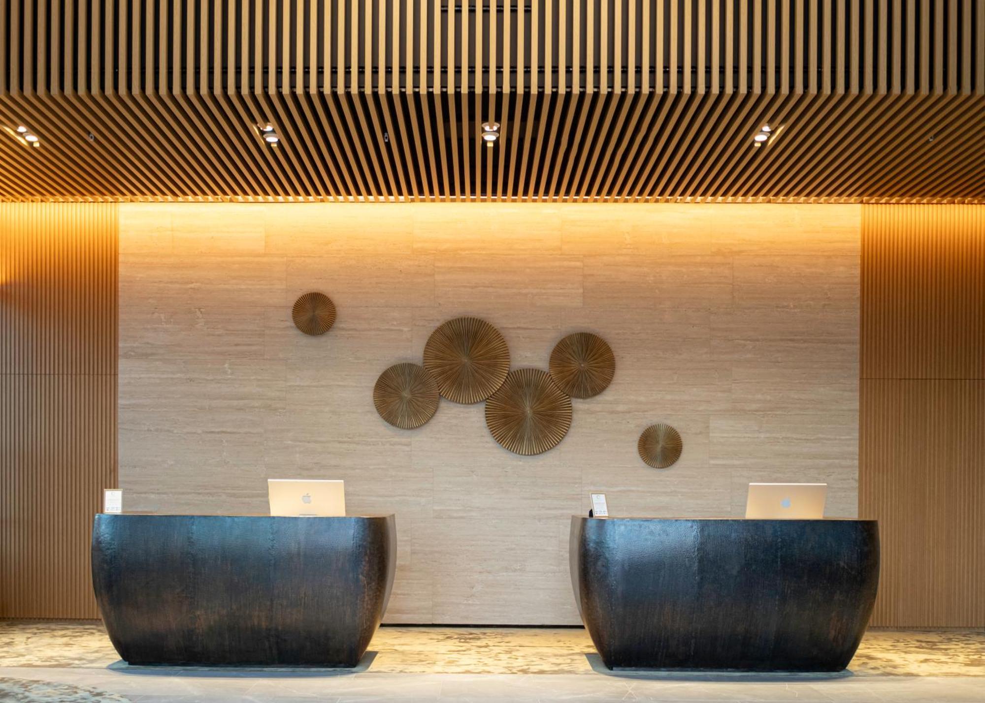 Maxim - Hotel Auckland